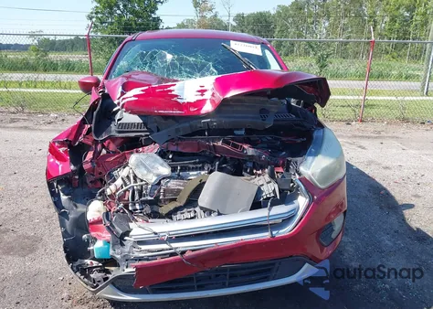 2017 Ford Escape Se z USA, uszkodzony, nr VIN 1FMCU0GD4HUC60475